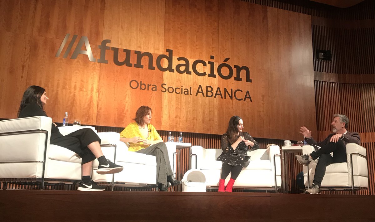 Afundacion_org's tweet photo. O proceso creativo como fío conductor da marabillosa 😍 mesa redonda de onte parella con @PepeSolla, @EstibalizEs, @guadigalego ou Ana Soler.
E mañá #PaseoMusical cunha visita especial á expo #SonoroEmpeño con 🎼 en directo. https://t.co/4zpwdlWweY
