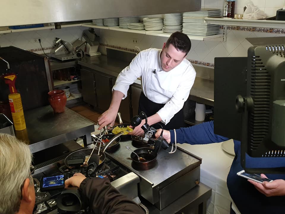 RecYouMultimedi's tweet image. Recorriendo Andalucía en busca de historias que contar.
Quieres participar en nuestros reportajes? Muéstranos tu pueblo y cuéntanos tu historia...
Síguenos y contacta con nosotros...