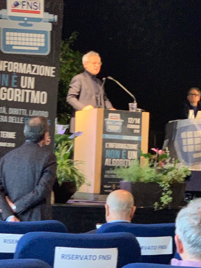 Visualizza l'immagine su Twitter