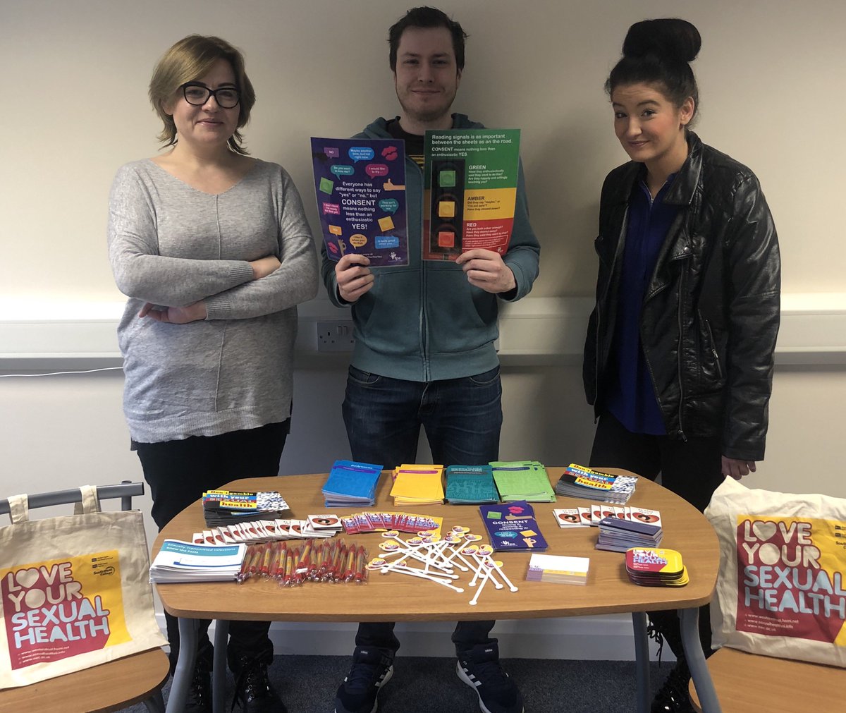 Amandamcdh's tweet photo. The Health Improvement Equality and Involvement Department aims to raise awareness about Sexual Health Issues the week of 11-15th Feb.
Here are some of our lovely team members at 1 Stop Data getting involved with the promotion #Health #SexualHealth #1stopdataltd #Wellbeing https://t.co/F2R4JplHJn