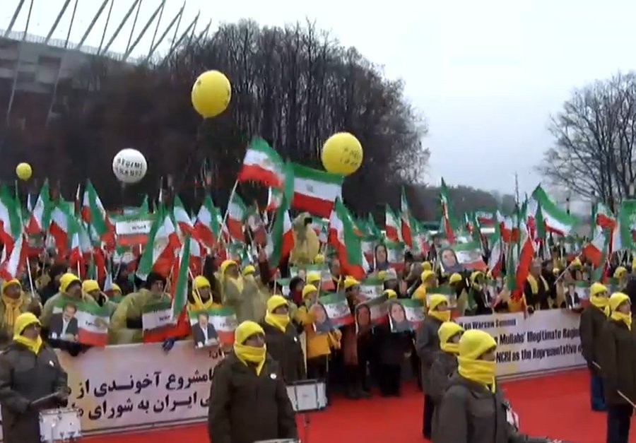 View image on Twitter