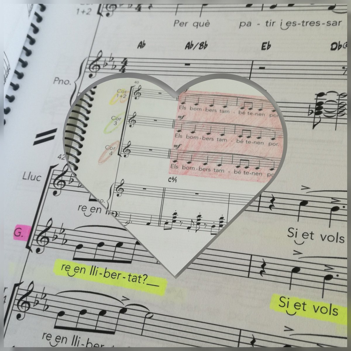 _mariacuenca_'s tweet photo. Preparando cosas bonitas...
En breve os informo 💃🎤🎭

 #empiezanproyectoschulos #novedades #cantata #coro #cantante #música #teatro #valencia #lliria #ribaroja #lanitdelsmalsons #MariaCuencaAdisac https://t.co/z2c9Fdb6Pz