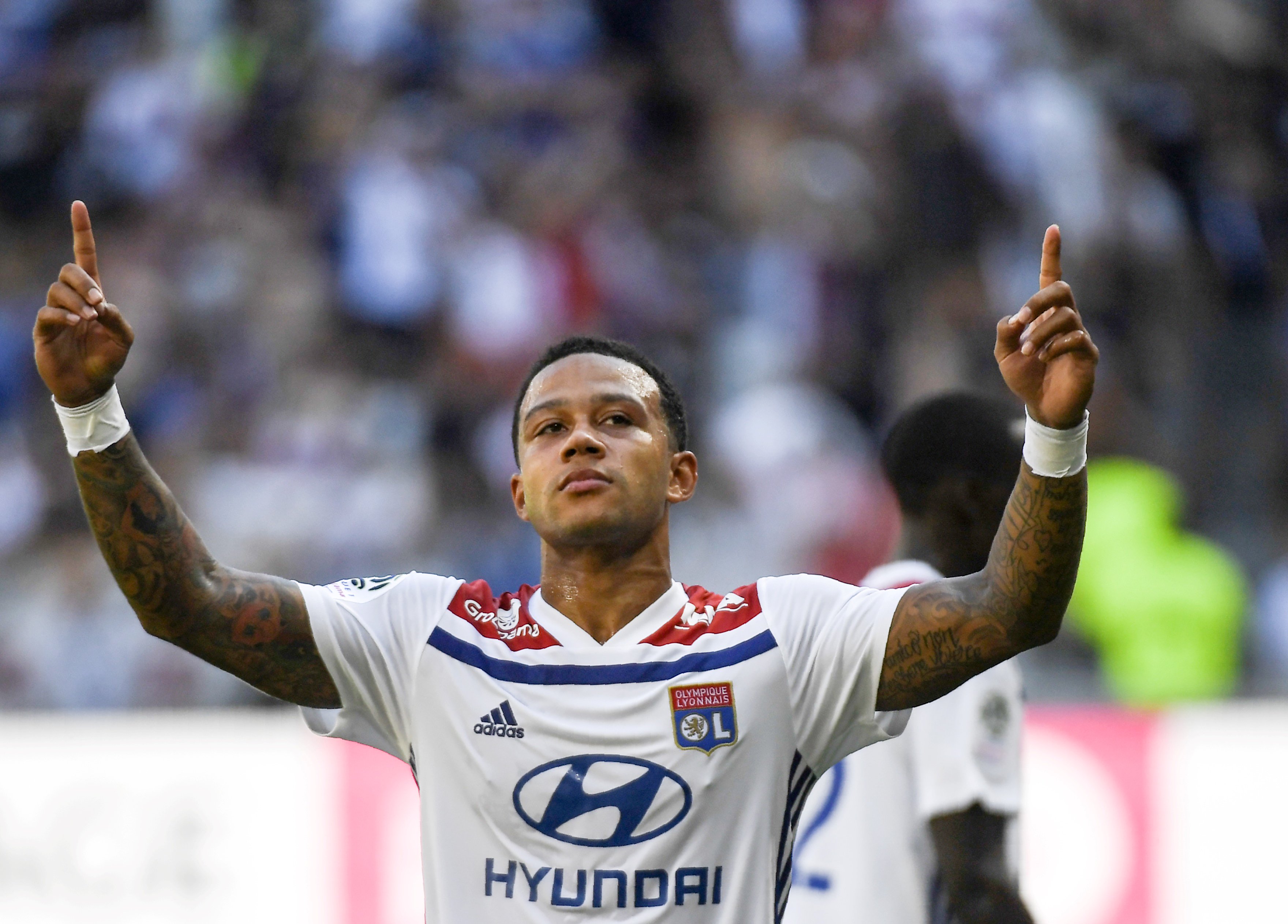 Memphis Depay releases new song on 29th birthday, aims subtle dig