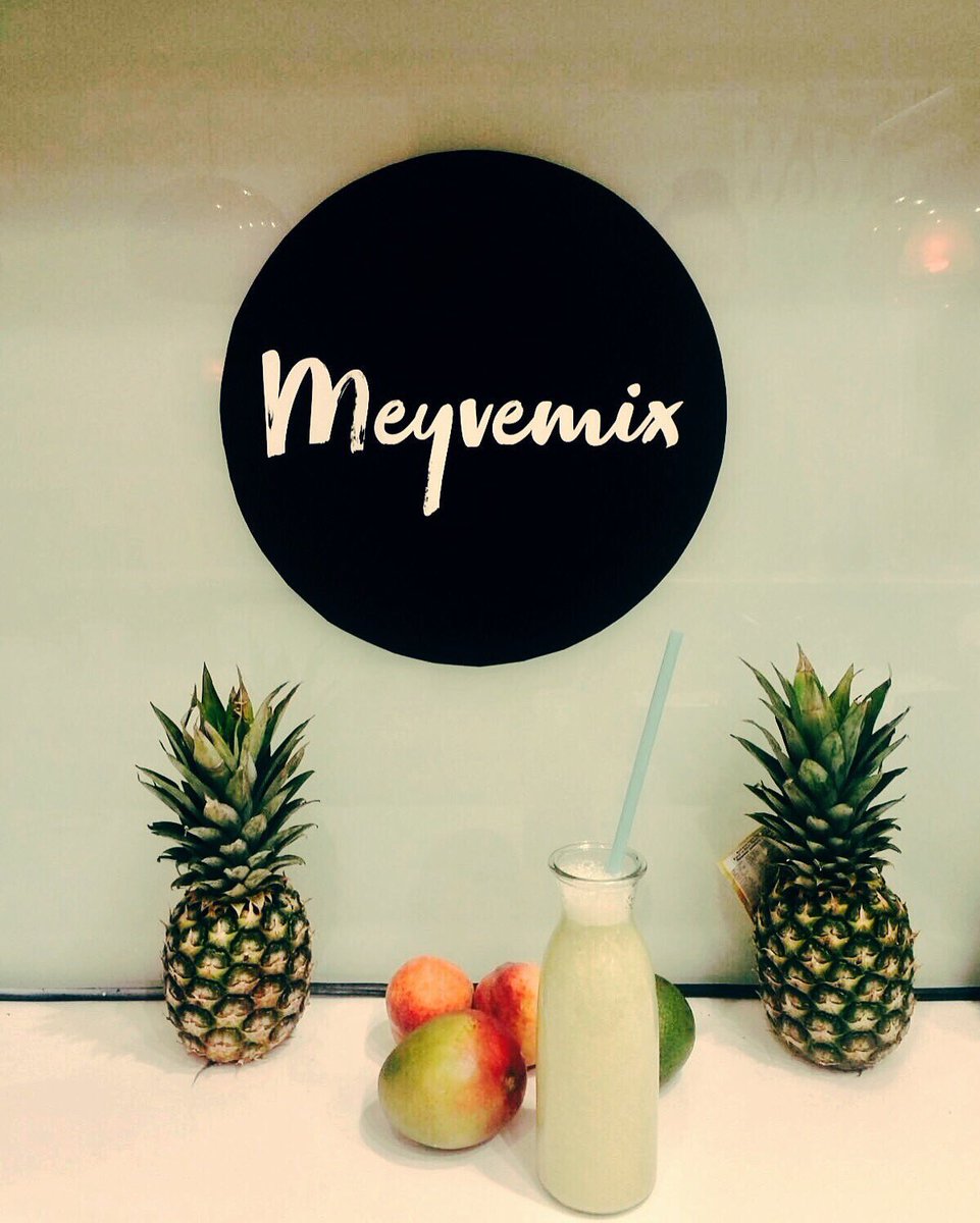 En Tazesi Gerçek Meyvelerle Gözünüzün Önünde Hazırlanandır. #istiklalcaddesi