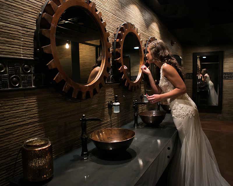 CANAL_337's tweet photo. Touching up the lips just before getting hitched 👄  💄 👰🏼🤵 photo Jamie Sanger #athomasbride #indianapolisweddingreceptions #weddings #love #restroom #downtownweddings https://t.co/eAH7vM8pvW