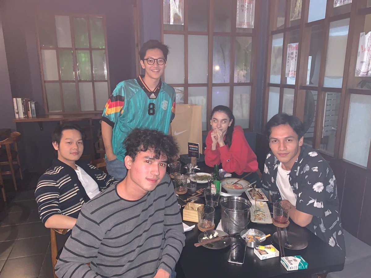 Yang di menteng jangan lupa makan di Yabai Izakaya. Restorannya brandon salim tjuy