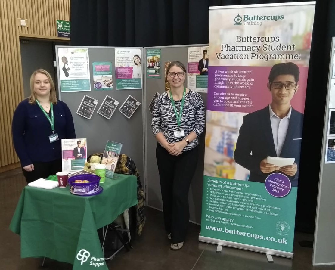 ButtercupsTP's tweet photo. Jo and Charley have made a trip to @HuddersfieldUni today to meet the lovely #pharmacy students #HudUni. Ask them how we help aspiring pharmacists of the future. #prereg #vacationprogramme #flexibletraining https://t.co/BwLwv7iyEP