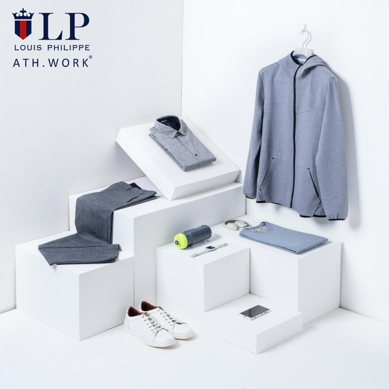 LPLouisPhilippe's tweet photo. A collection that blends sleek silhouettes and sport style to help you look dapper at work and even when on-the-move. Shop your favourite look at a store near you.
#WorkMeetsPlay #AthWork #LouisPhilippe https://t.co/0YykHBwznG