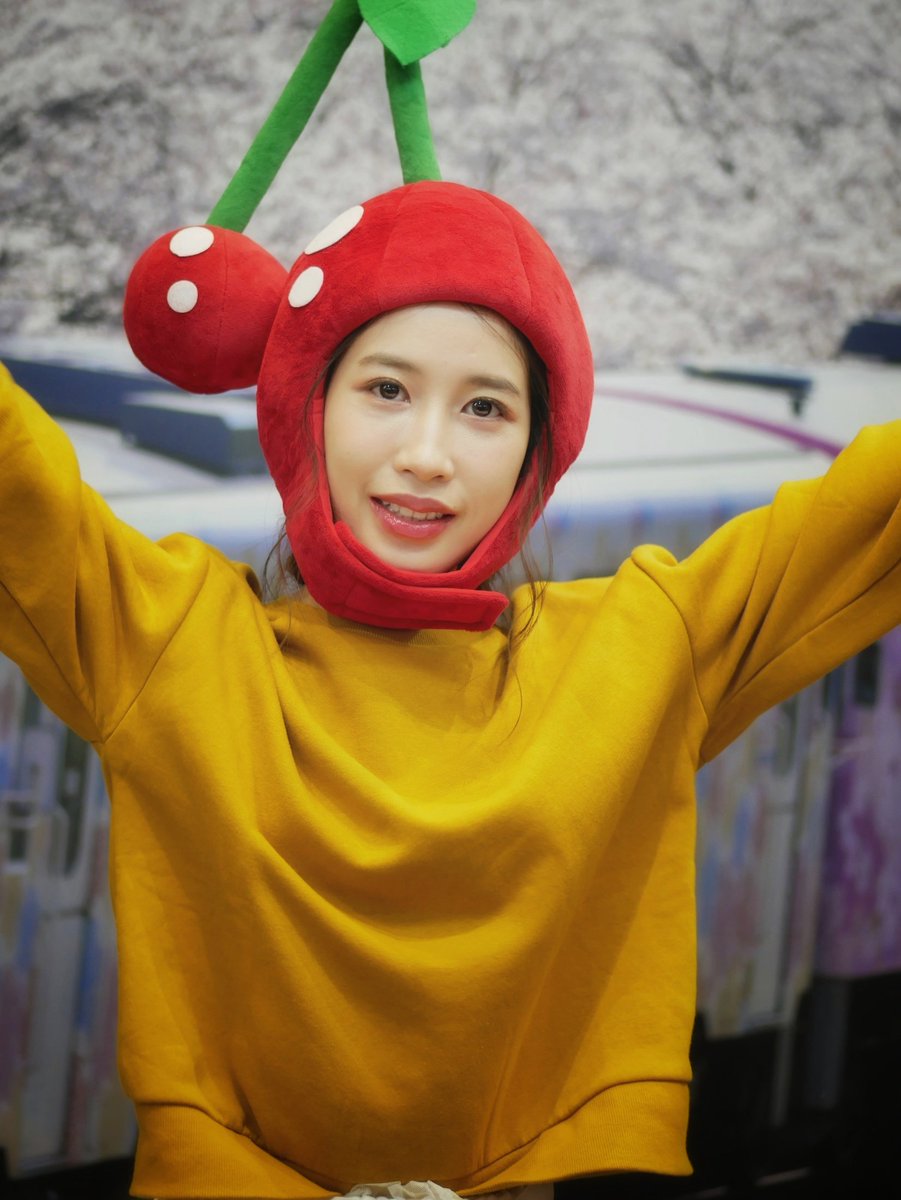 doctor_keng's tweet photo. เย้... มาเที่ยวญี่ปุ่นกันค่าาา 🍒 #CherryChan #JanChan #HokkaidoSmileAmbassador https://t.co/Gh1VnpIcQT