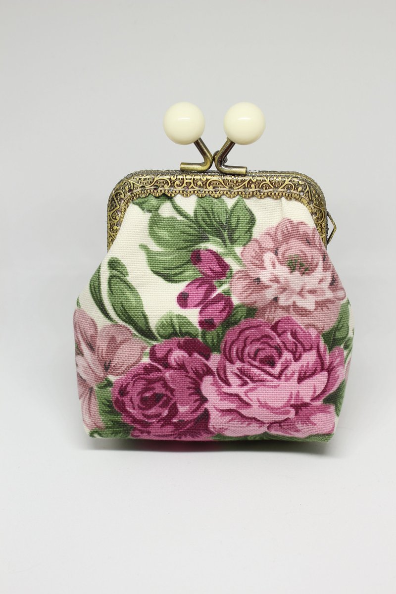chestnutcrochet's tweet photo. Sharing for: SmartCookieNeedleC. on Etsy.
Really love this, from the Etsy shop SmartCookieNeedleC. https://t.co/BguAIVcaxl #etsy #bagsandpurses #coinwallet #kisslockpurse #pinkfloralpurse #kisslockcoinpurse #womenswallet #metalframepurse #kissclaspspouch #cutecoinpurse https://t.co/fBHp997DHc
