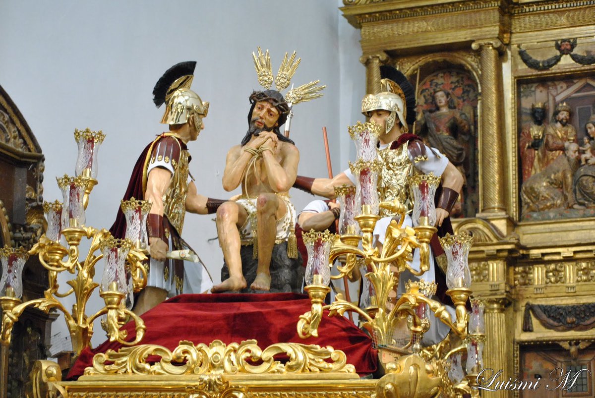dCofradias's tweet photo. #dCofradiasPorLaProvincia
Acompañan al misterio cuatro imágenes secundarias, tres soldados romanos y un sayón, conocido popularmente como “el Macaco”, todas ellas obras de Jesús Curquejo en sustitución de las anteriores de Paz Vélez. https://t.co/2qerLFaEuy