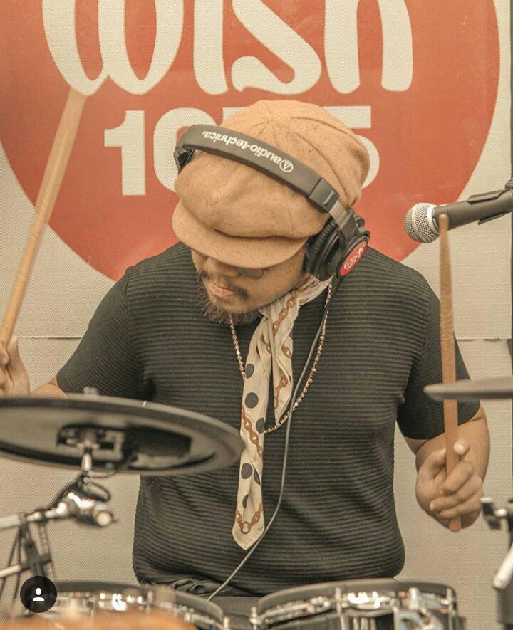 fourthspades's tweet photo. IV OF SPADES ♠

© Wish 107.5 https://t.co/Fbh29VzAQz
