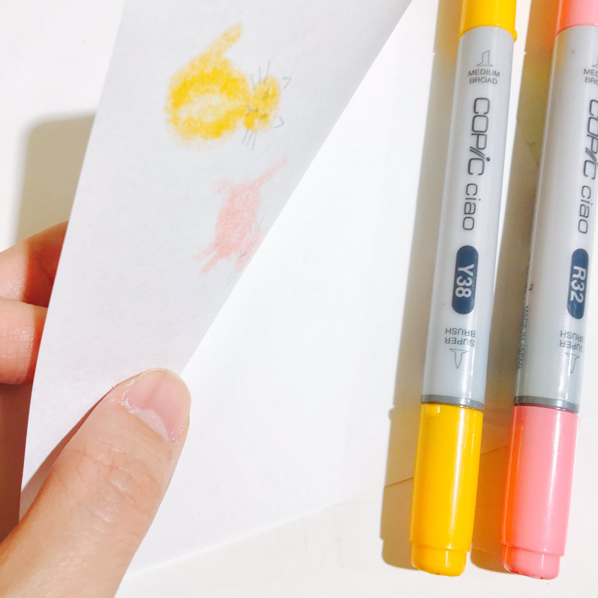 コトラモノラ トゥールズ Museさんよりお絵描きにぴったりのルーズリーフが新発売 パステルやメタリックのペンが映える真っ黒ペーパーの Black Leaf ブラックリーフ はスクラップブックにしても 薄いのにマーカーでガシガシ塗っても裏写りゼロ の