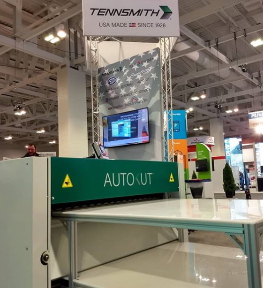 Tennsmith_inc's tweet photo. Today is the last day of the #internationalroofingexpo  exibition in Nashville. 
Come and visit @tennsmith_inc and @ropperwhitney at booth #623 and check our new production lines. 

🎸🎶👷🏽‍♂️ #roofingexpo #nashville #tennsmith #tennsmithinc #ropperwhitney  #Automax #Autokut #Eckold https://t.co/rMfG40XGmp