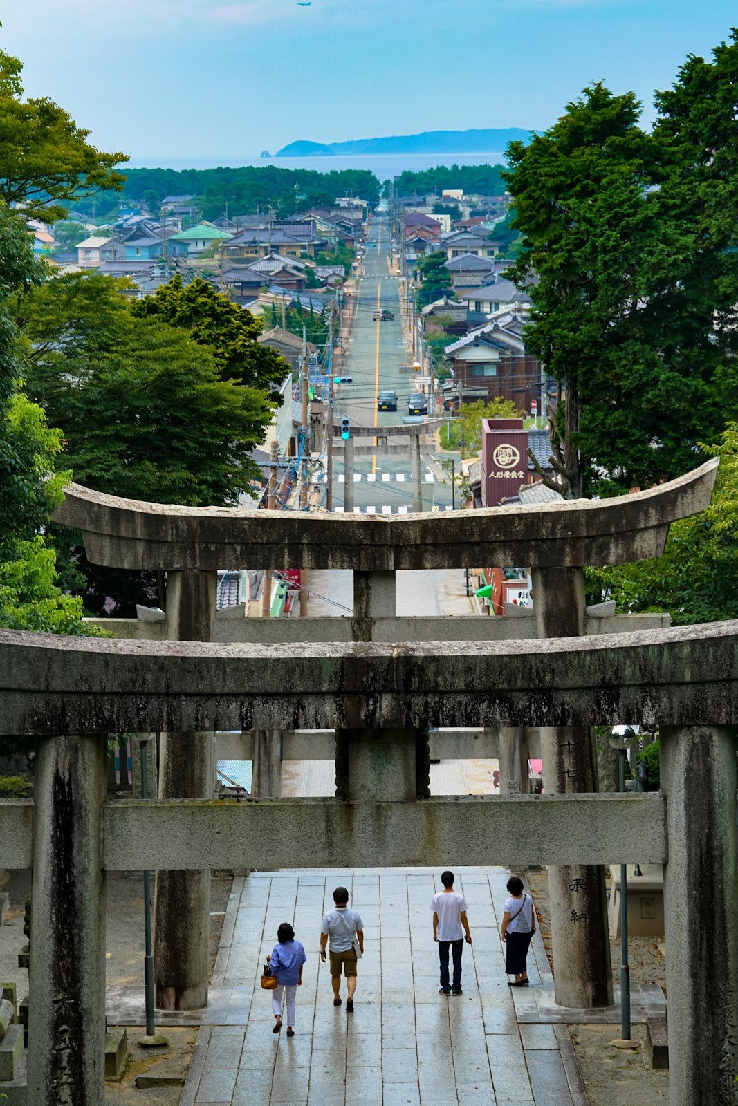 よしはらしげる いよいよ 来週から福岡福津市 宮地嶽神社の光の道ウィーク 活動休止を発表した 嵐 Jalのcmのを見てください B 今年1回目 来週はアパート周辺は大渋滞だなぁー Jal嵐のcm 福岡県福津市 宮地嶽神社光の道 T Co