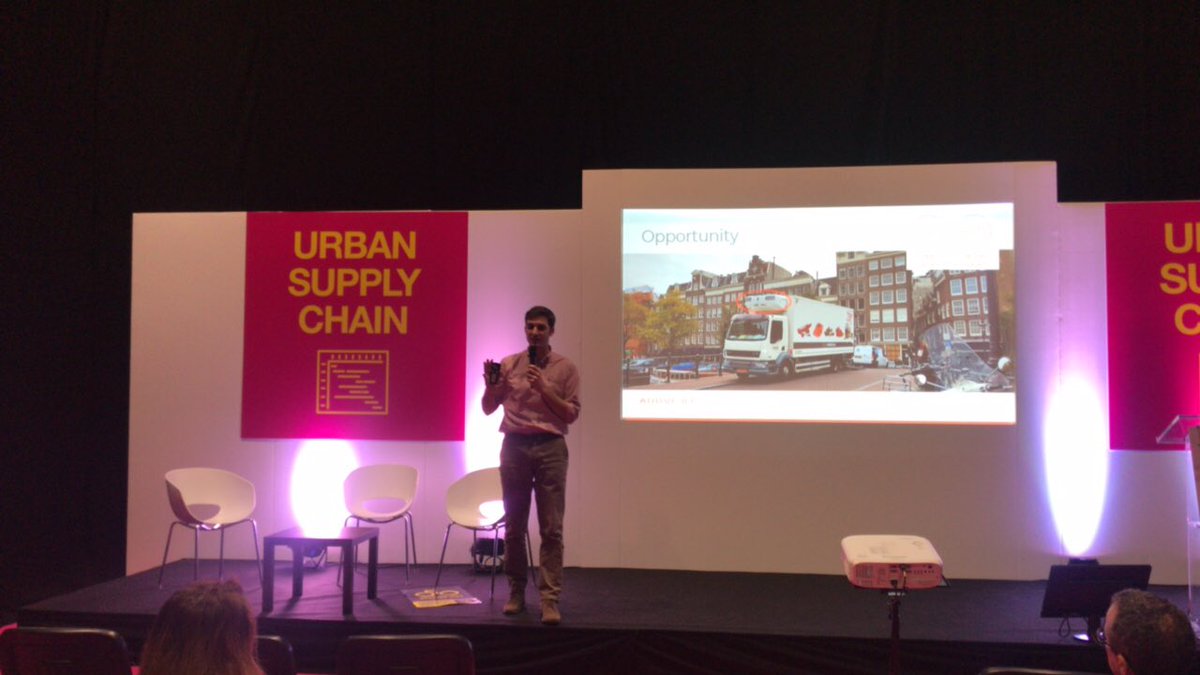 uptecporto's tweet photo. 📣🎙 Bruno Azevedo @AddVolt_ , Paulo Ferreira Dos Santos @ubirider , Robin Chase e João Barros @veniamworks marcam presença no @MOVE_Event, o evento mais importante na área da #mobilidade, que está a decorrer em Londres.✌
#uptec #addvolt #ubirider #veniam #moveevent https://t.co/LVR6ekGgZg