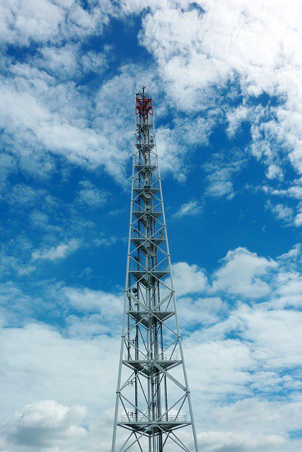netzpalaver's tweet photo. Sicherheitslücke im 5G-AKA-Protokoll
#5G #AKA #Authentication #Basisstation #Cybercrime #Cybersecurity #Fake #FakeBasisstation #IMSICatcher #KeyAgreement #Mobilfunk #PKI #Sicherheit #Sicherheitslücke #Sophos
https://t.co/tYScYKi4uP https://t.co/jQD4zAZitb