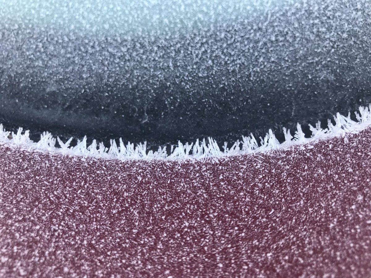 Neat ice crystals on the car this morning. @WTVAJoel @WTVAmatt