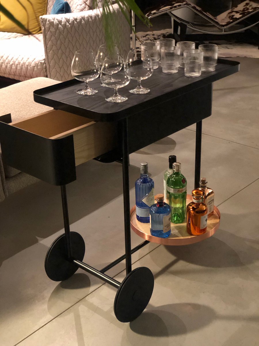 MirasEditions's tweet photo. We are so glad to our appreciated customer who has sent us these pictures of his new acquisition... Thank you very much!!!

#designlovers #originaldesign #designlove #france #loft #elegance #luxury #luxuryinteriors #barcart #productdesign by @mutdesign #ESPdesign #furnituredesign https://t.co/wqvLlS32Of