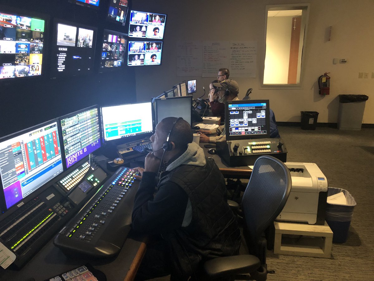 KarenMintonWSB's tweet photo. It takes a ‘team’ to get a newscast on the air and @wsbtv has the best directors producers #JamesReed #TonyPlummer @AshleyWSBTV @brandon_moseley I will miss these friends! #10moremornings https://t.co/P4NmvSXSVO