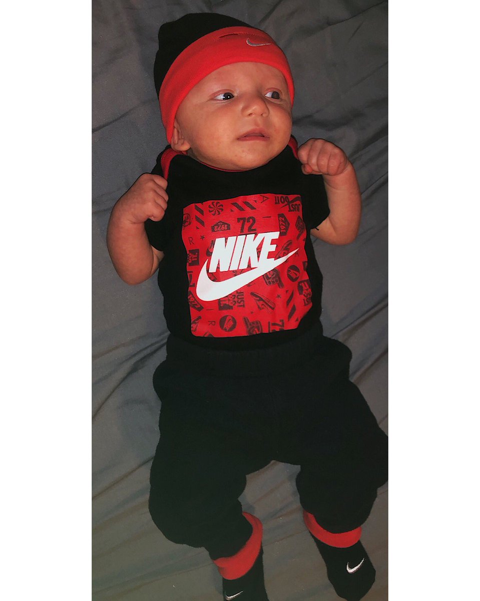 codeelamaster's tweet image. Baby boi.