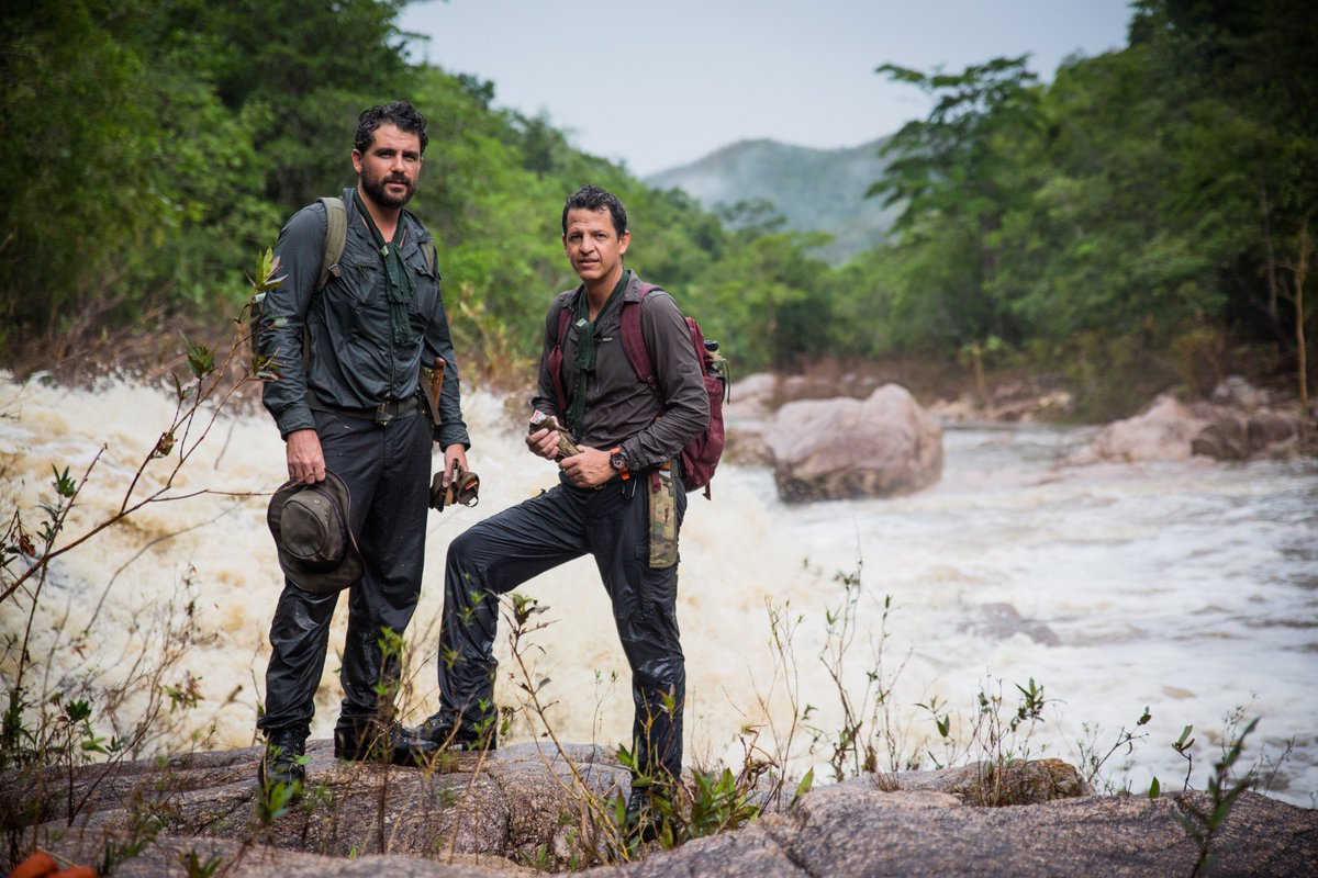 Levisonwood's tweet photo. My #WalkingTheAmericas journey took me from the point where Europeans first made landfall in Mexico to Colombia, all the way accompanied by my trusty friend Alberto. Perhaps we should reconvene and continue heading south... https://t.co/Kg04tRq4dH