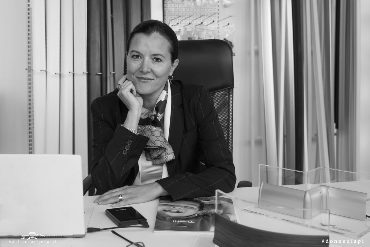 ApidTorino's tweet photo. DANIELA RAMELLO – TRAFILPLAST | AMMINISTRATORE
“Guarda la luce e l’ombra ti ricadrà alle spalle”
#donnediApi #Donneditorino #donnedibusiness
https://t.co/PrTfwwtuJk https://t.co/vxBMc2Rta7