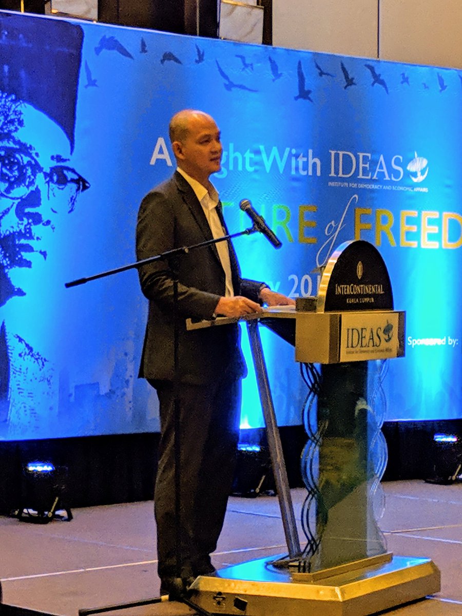 IDEASMalaysia's tweet image. "What is the #futureoffreedom in Malaysia and around the world? Markets need to develop a heart, a face and a compelling narrative in order for it to survive and thrive." - YB Ong Kian Ming (@imokman), Deputy Minister of Trade