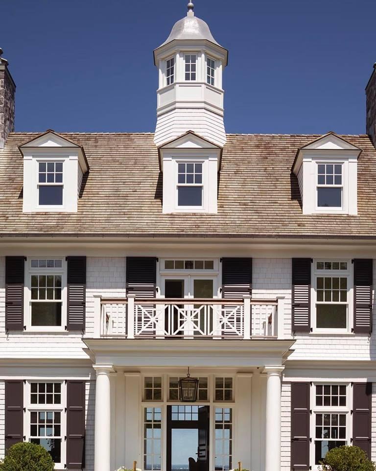 1800Columns's tweet photo. This #shinglestyle home in Lloyd Harbor showcases our Polystone® Tuscan fiberglass #columns from entryway to cupola.
Architect: @SmirosArchitect
Builder: Stokkers & Co.
Photo: @DurstonSaylor
#SmirosArchitects #LifestyleCurators #1_800_Columns #ChadsworthColumns #TheColumnGuy https://t.co/mPBBPvck52