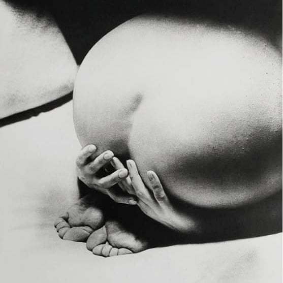 Man Ray • Prayer • 1930

#manray #surrealism #dadaism #photography #arthistory #erotic #eroticart bit.ly/2USlvne