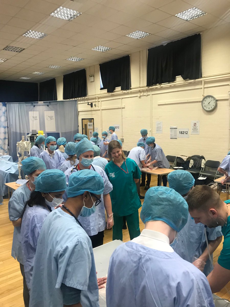 ARUP_DANIEL's tweet photo. #insideout Our @TakeYourPlaceHE students are getting right into it in the afternoon session. Trachea opened, intuvated the lungs to inflate and now we are dissecting the lungs to observe the bronchus. 😷😷😷 https://t.co/HuTYdVlPvf