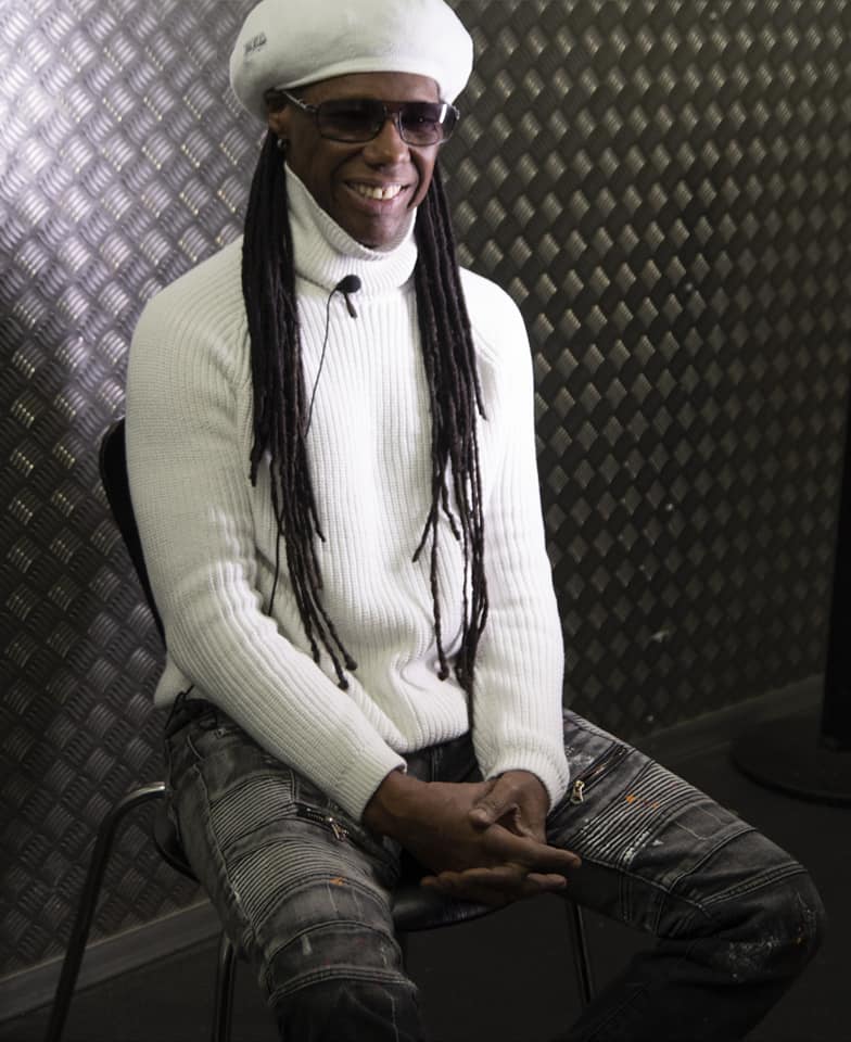 raiyshealthcare's tweet photo. Nile Rodgers & Sanjeev Kohli support Champions Cinema as Frog launches nationwide. #FrogConnects #ConnectingCommunities https://t.co/AaVYDIzxDs