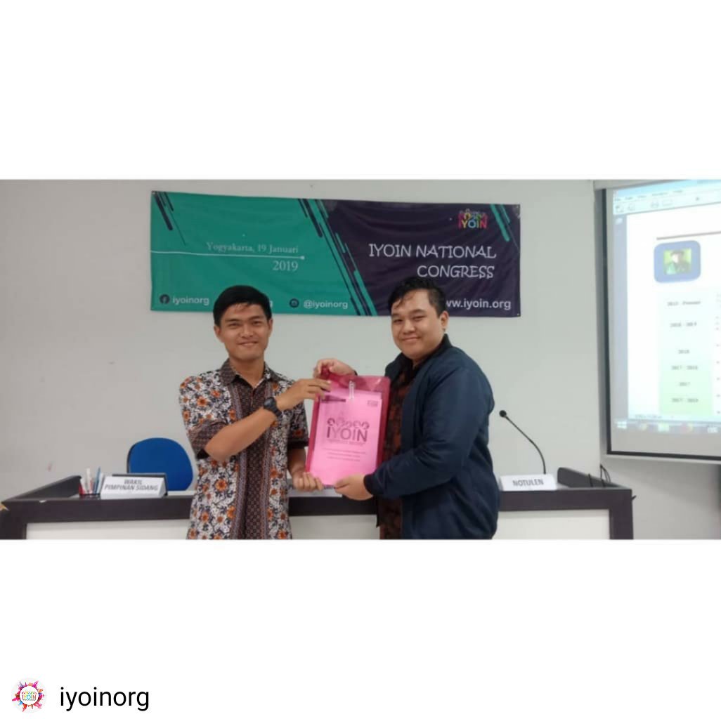 IYOINorg's tweet photo. [Press Release New President]

Selamat kepada 
Muhammad Frassetia Lubis yang telah terpilih menjadi presiden baru 2019 IYOIN Nasional. 

STAY CONNECTED.
Web : https://t.co/TuF9oTz2Ql
Twitter : @iyoinorg
Facebook : @iyoinorg
Instagram : @iyoinorg
LINE ID : @ksy6330u https://t.co/TrqKIrDErE