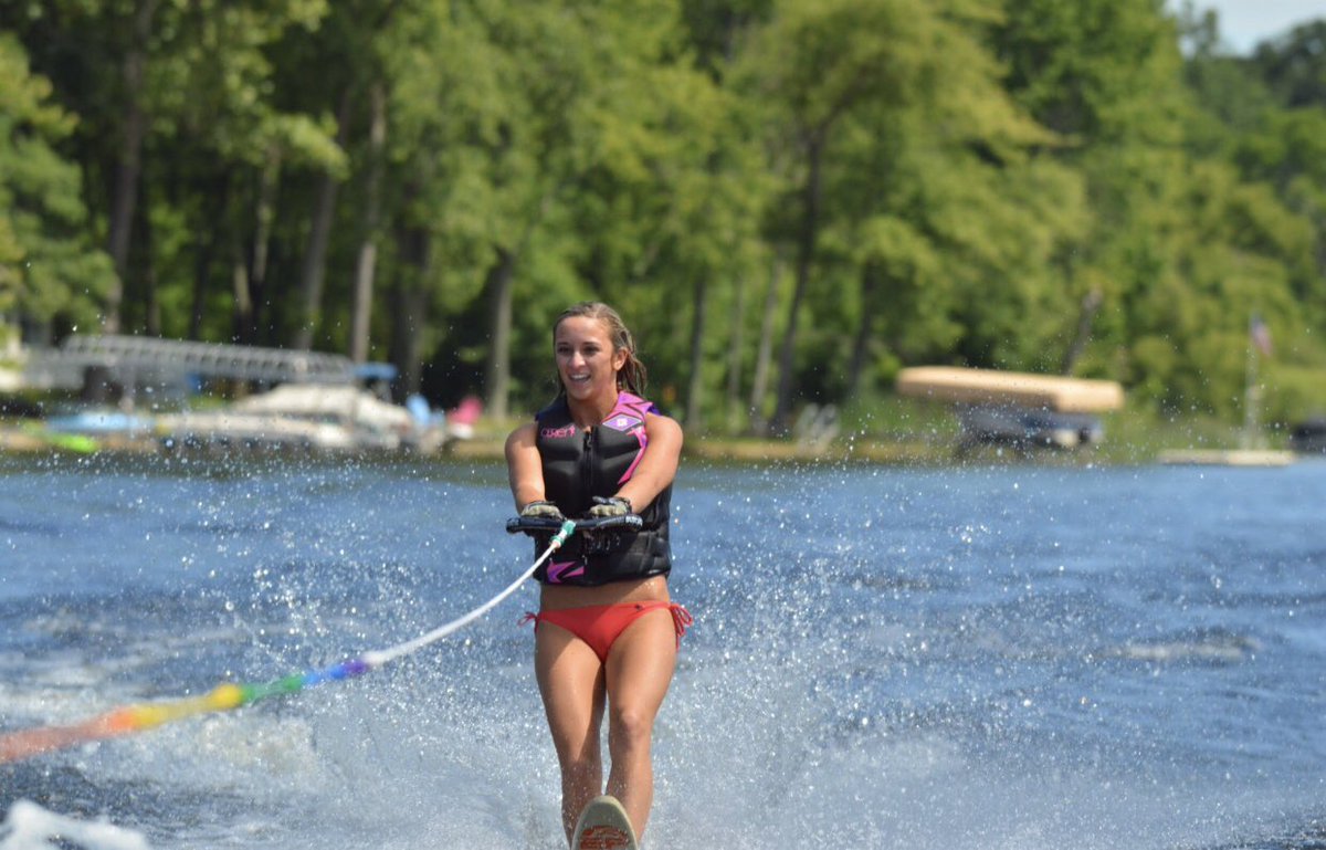 Senior Spotlight: Monica Shuk
•Accounting Major, Business &amp; Organizations and Communications Minor.
•Involved in the Gerstacker Institute and the Women’s Volleyball Team.🏐 •After graduation, Monica will be working for Ernst and Young and studying for the CPA exam.<a href="/MonicaShuk/">Monica Shuk</a>