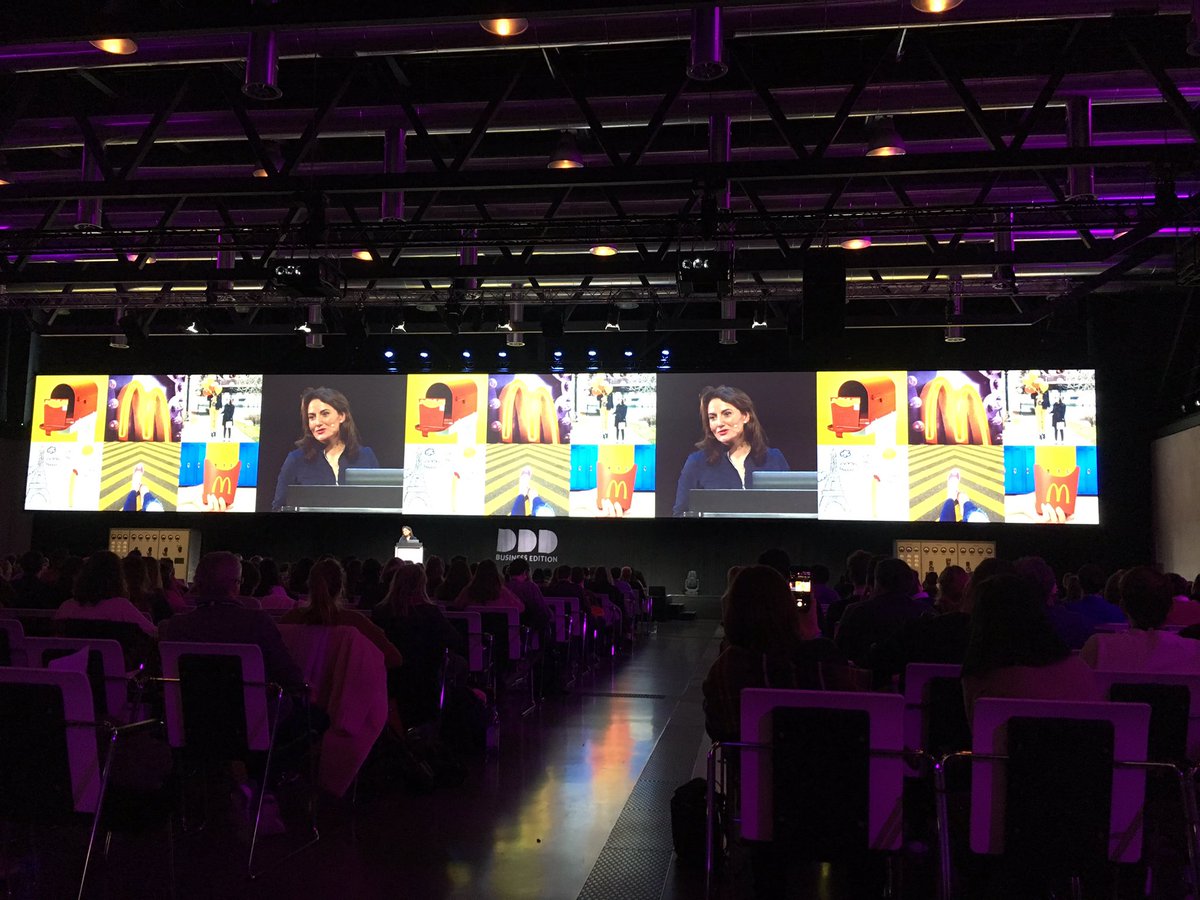 Albina_Cholak's tweet photo. Everything that brings structure is pleasant for us #cognitive #science #ddd19 https://t.co/mfd7acf1bc