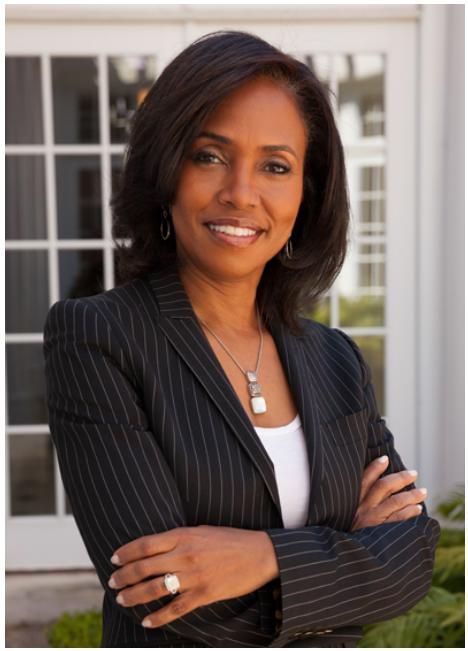 Monetarywomen's tweet photo. Siebert Cisneros Shank &amp; Co. L.L.C. the black investment bank finished last year with $53.9 billion in par amount, outranking several larger firms including Bank of America, Merrill Lynch, and Morgan Stanley. #monetarywomen #tradinglifestyle #houstontraders #forex  #womenwhotrade https://t.co/c5jE7GTbI0