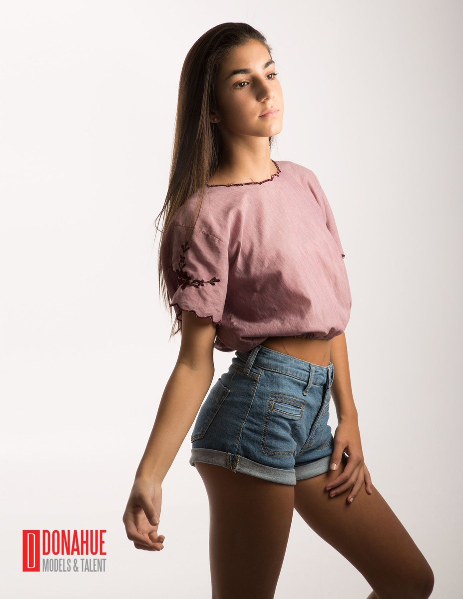 DonahueModels's tweet photo. “The little black dress expresses a moment of #freedom and #individuality every time.” - Andre Leon Talley

Model: Sophia
Photographer: Valencio Photography

#DonahueModelsandTalent #LittleBlackDress https://t.co/tK95PKnrgb