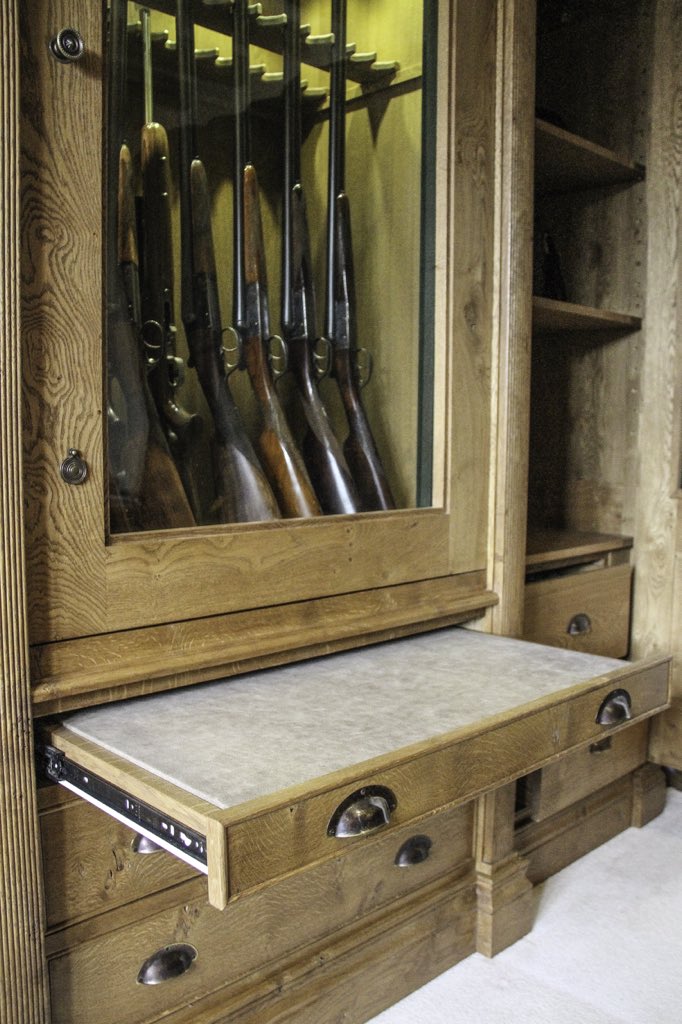 Save £2,500 on this stunning Glass-fronted Gun Cabinet with storage cupboards, perfect for storing all of your shooting accessories. Only one available at this price.

thebespokefurniturecompany.co.uk/clearance/glas…
