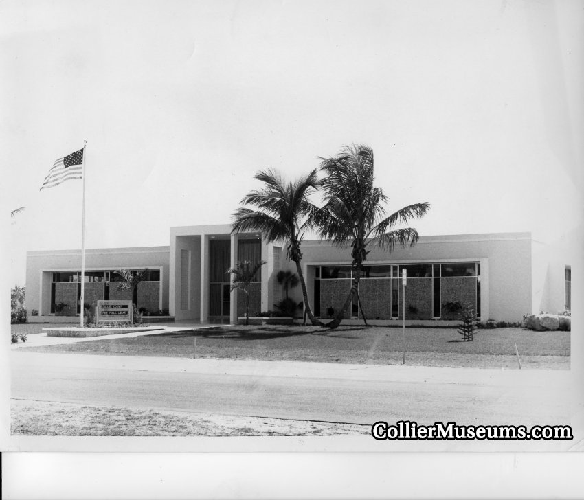 CollierMuseums's tweet photo. Collier County Public Library opened on this day in 1966 at 650 Central Avenue, Naples. #todayinhistory #collierhistory #naples #library #colliercountylibrary https://t.co/TsMGCTyh7F