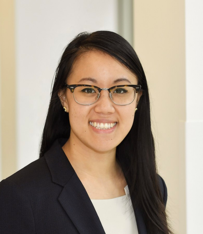 SimonSchool's tweet photo. Meet Melissa Chanthalangsy '20 (MBA), project manager for Simon Vision Consulting. An aspiring marketing professional who speaks 5 languages (French, English, Lao, Spanish, and Mandarin), she's also involved in the Simon Marketing Association and Simon Volunteers. #WomenWednesday https://t.co/tXwKpw8wmp