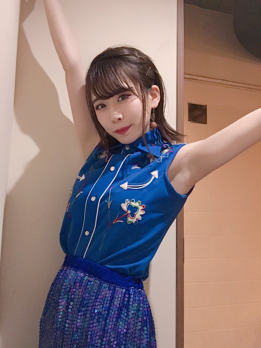 奥津マリリ 脇 二の腕 好きな人ー 大サービスだよ