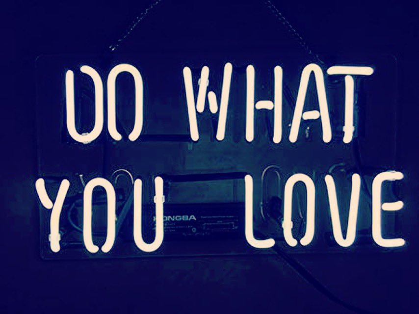 bossbabeseries's tweet photo. Do what sparks you joy. #sparksjoy #dowhatyoulove #bossbabe https://t.co/Kmm42xHVzT