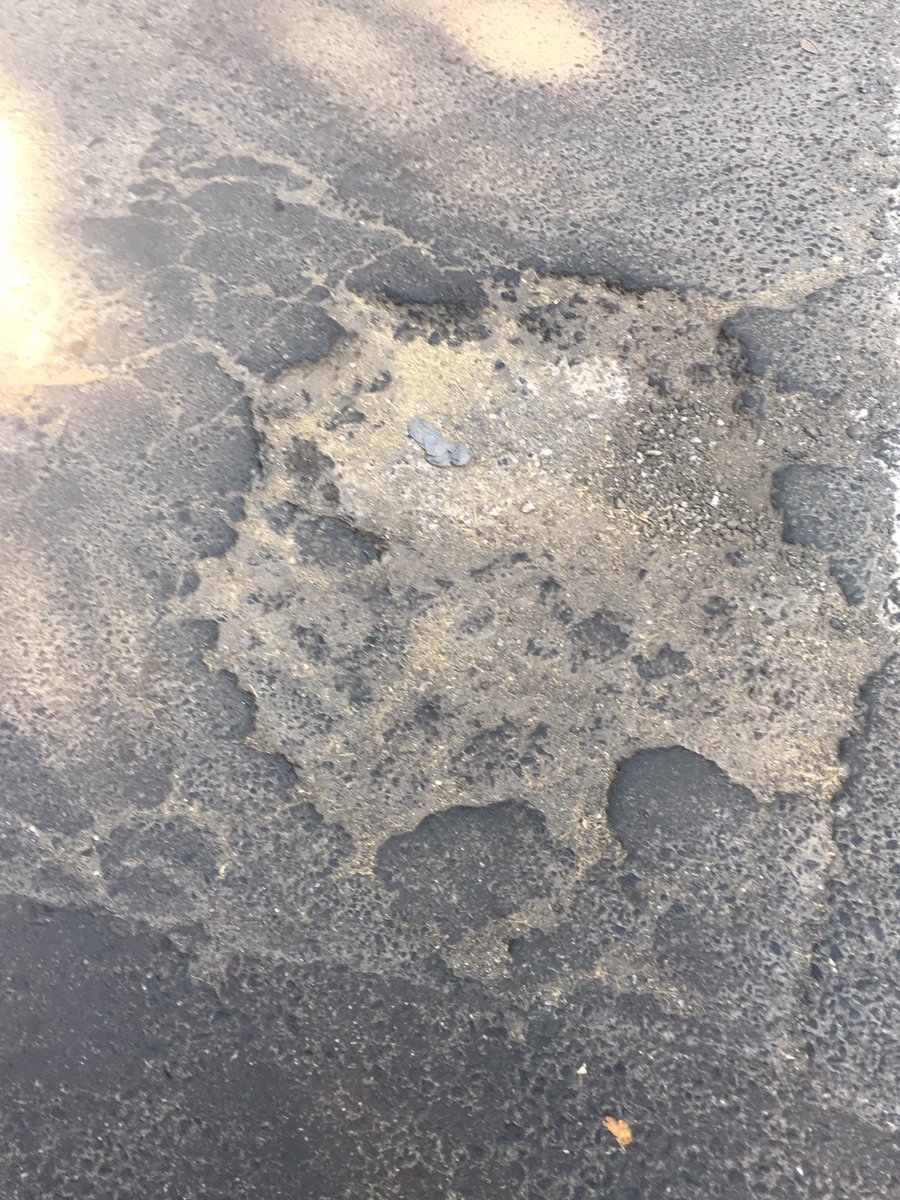 gridet's tweet image. #DenunciaEnDespierta Desde julio 2018 así está Mayorazgo de la Higuera Col Xoco, se ha reportado muchísimas veces y no nos hacen caso