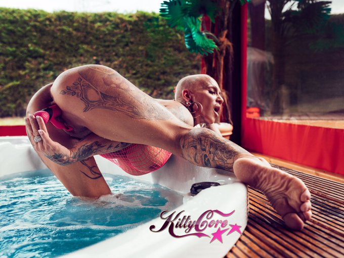 50% off on all B/G scenes #ValentinesSpecial  https://t.co/OCQ6seehoM https://t.co/276LyfKB3M<a href="/tag/valentinesspecial"class="tags">#ValentinesSpecial</a>