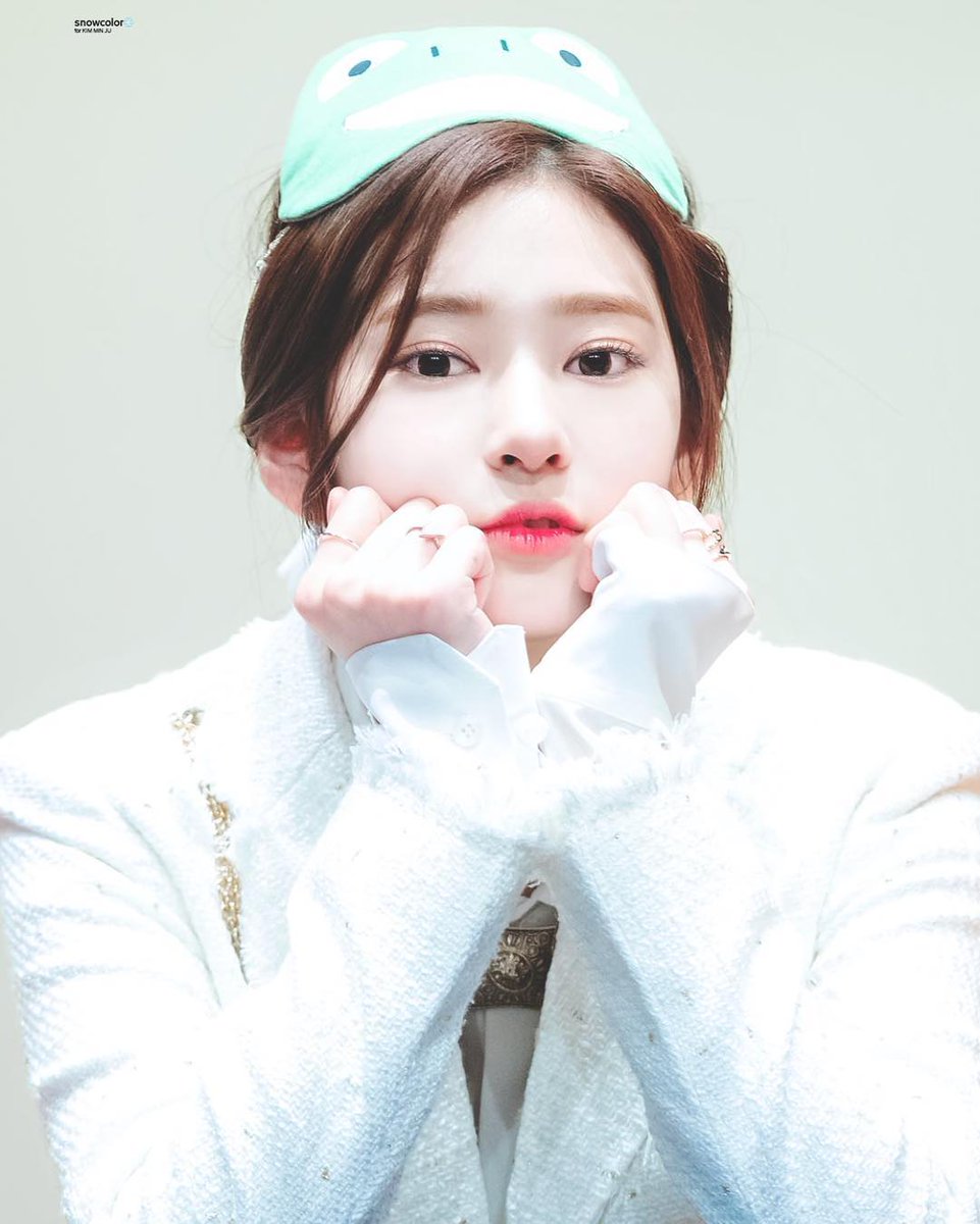 WGEverythingCA's tweet photo. Quotes puitis untuk kamu yang suka membucin.

Cr : Thelovebits, lovablequote, dll.
By : Admin Minjoo. https://t.co/rZ8TT1qguT