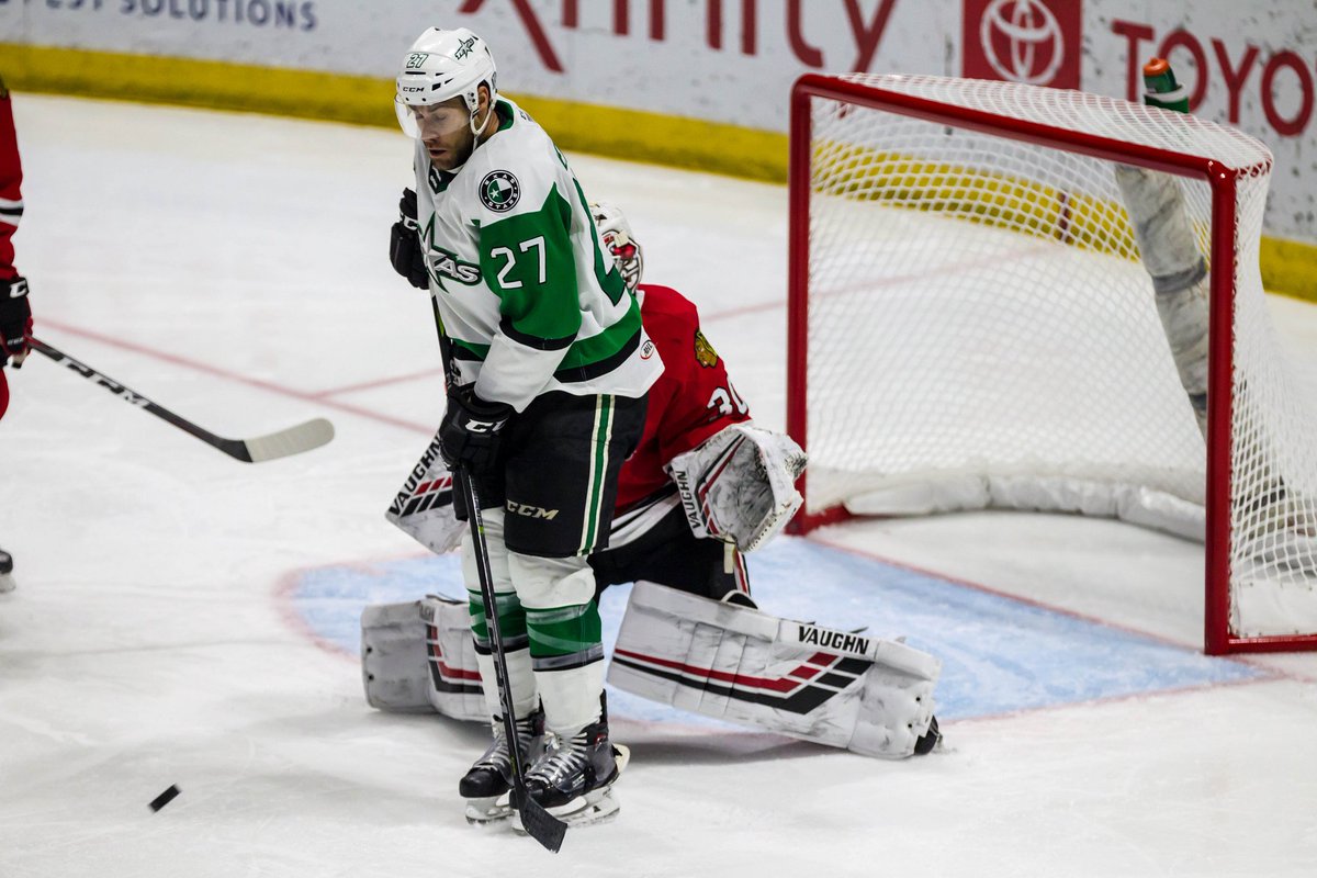 100degreehockey's tweet photo. Texas Finishes Trip with 3-2 Win in Rockford https://t.co/bOpyOMQVG7 #tstars https://t.co/xwSiLOVLQV