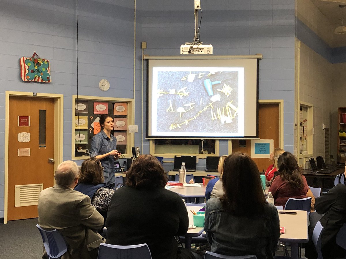 shortyhayse's tweet photo. Simple STEM #MCSUnited #wearecity #bestPDdayever https://t.co/7hcv3XAzAY