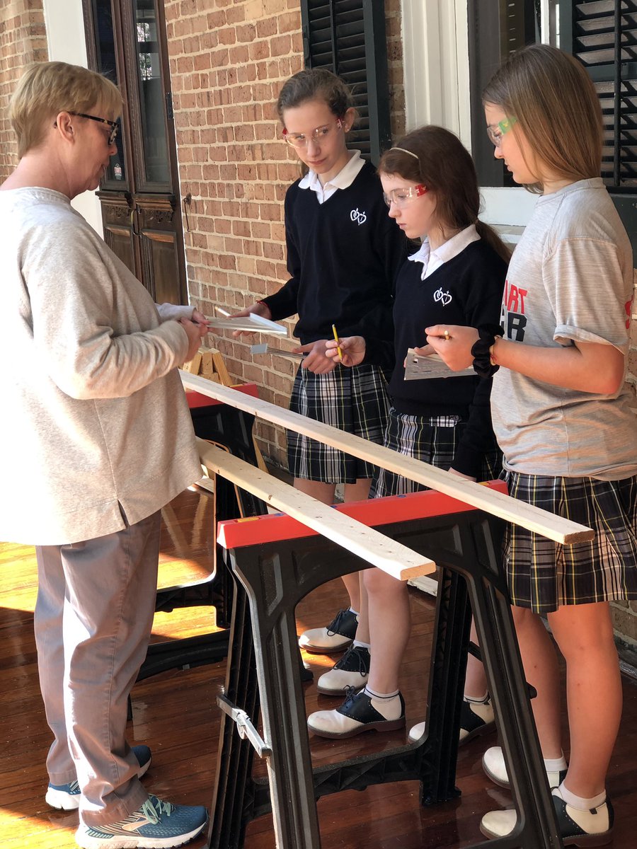 Nicole_Janz's tweet image. It’s a powerful day in 2nd Prep! #ashrosary #6thgradebuildproject @ASHRosary