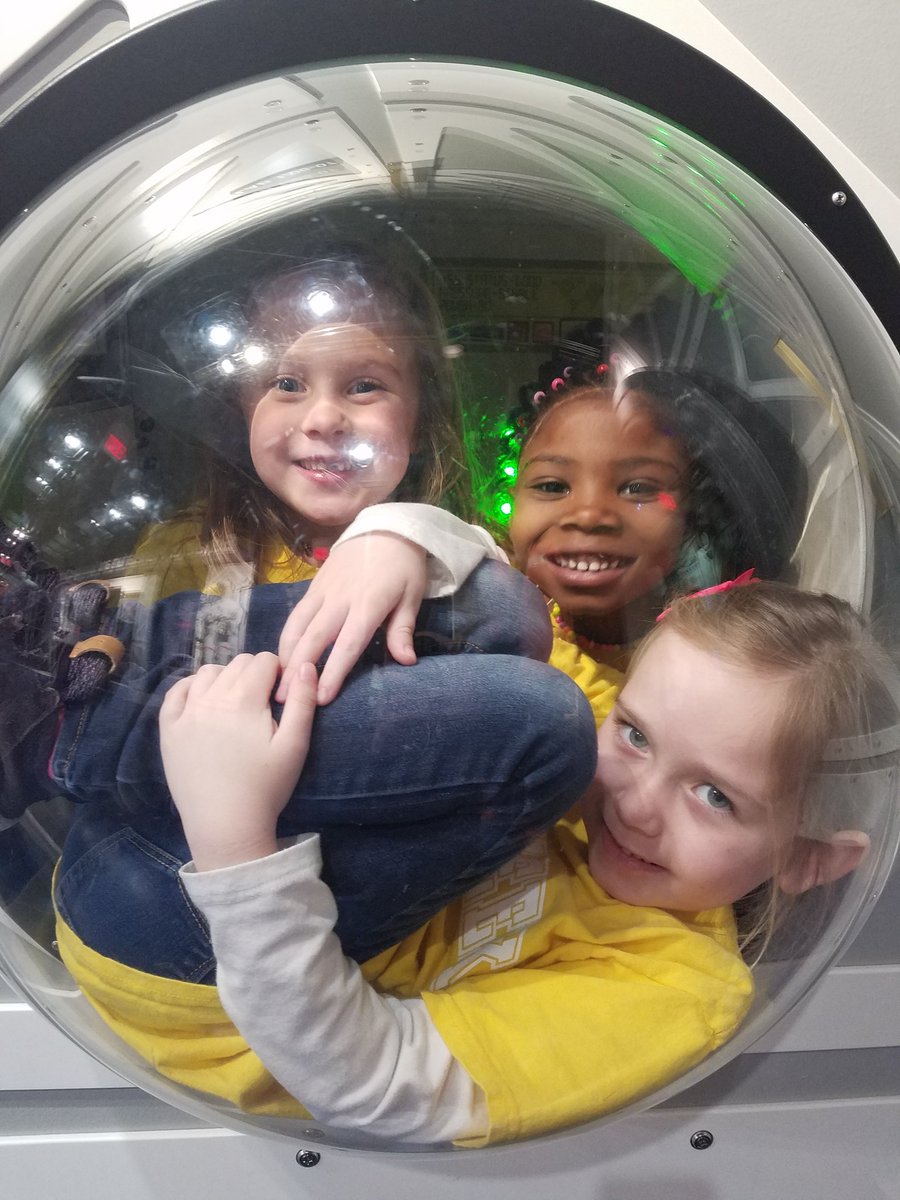KilroysJade's tweet photo. We had a great time on the #TCEcardinals field trip with @mrkrontz https://t.co/Jv0d2IFqQu
