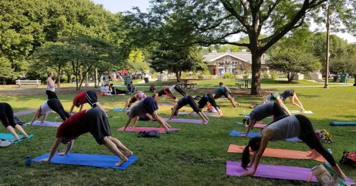 Block Club Chicago On Twitter Free Yoga Classes Coming To Wicker Park Winter Farmers Market Https T Co Wqwmdapjtf